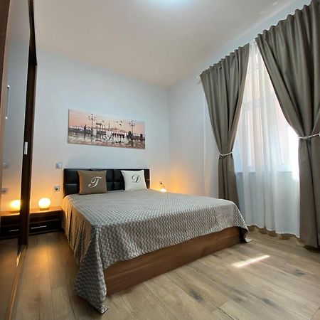 La Luna - High-End 2Bd Flat In The Top Centre By Flat Mаnager Sofia Buitenkant foto