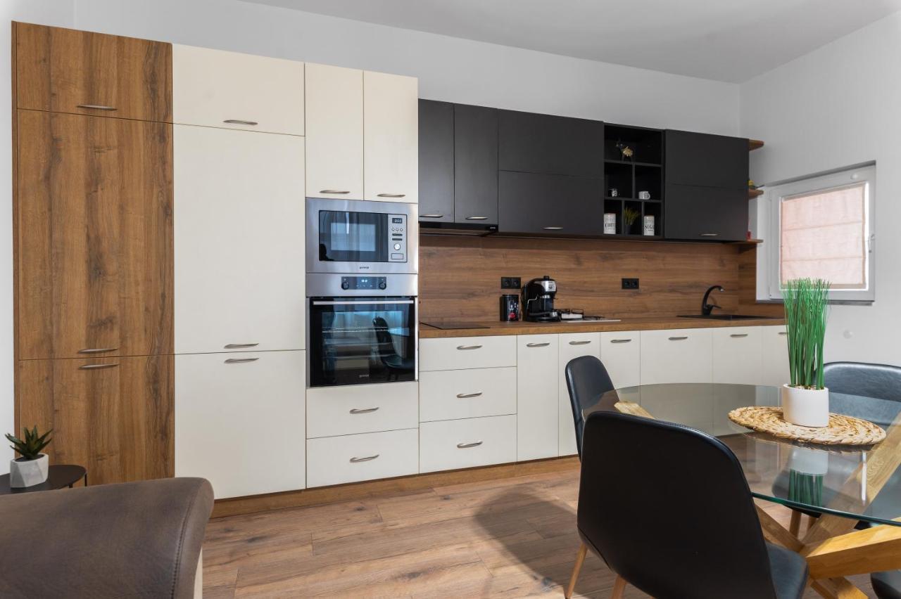 La Luna - High-End 2Bd Flat In The Top Centre By Flat Mаnager Sofia Buitenkant foto